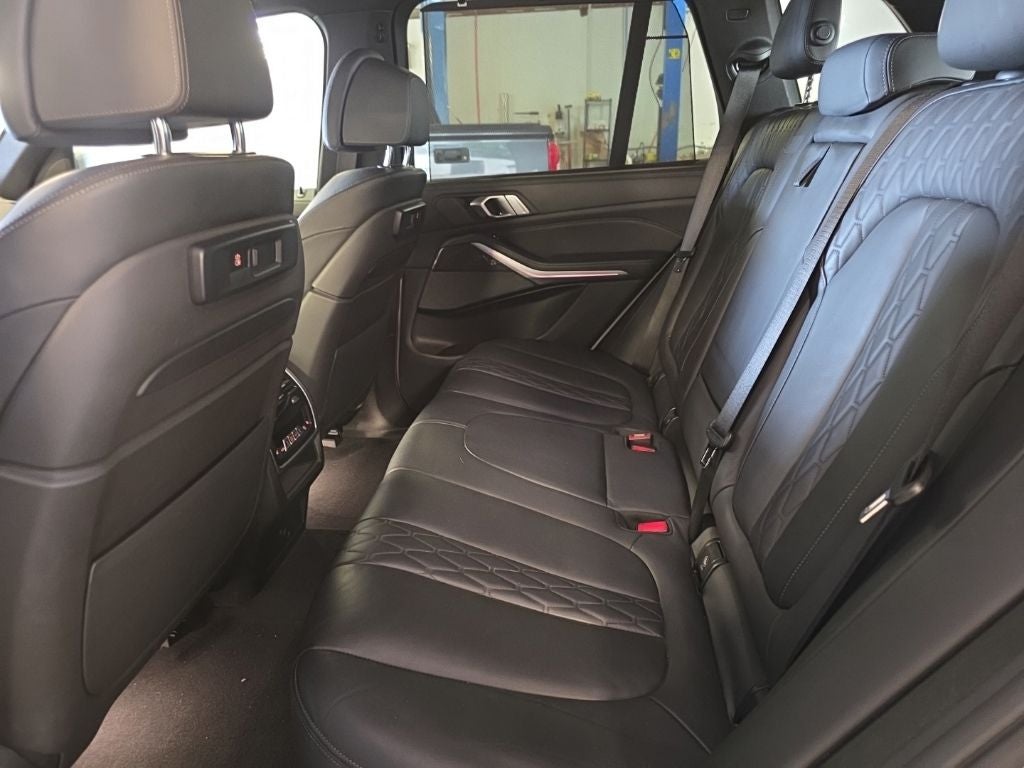 2023 BMW X5 M50i
