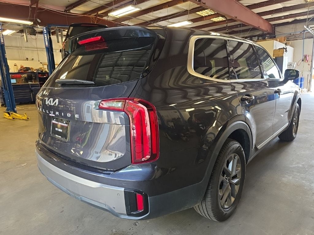 2025 Kia Telluride LX