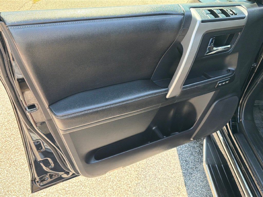 2015 Toyota 4Runner Limited SE *** 20 VS