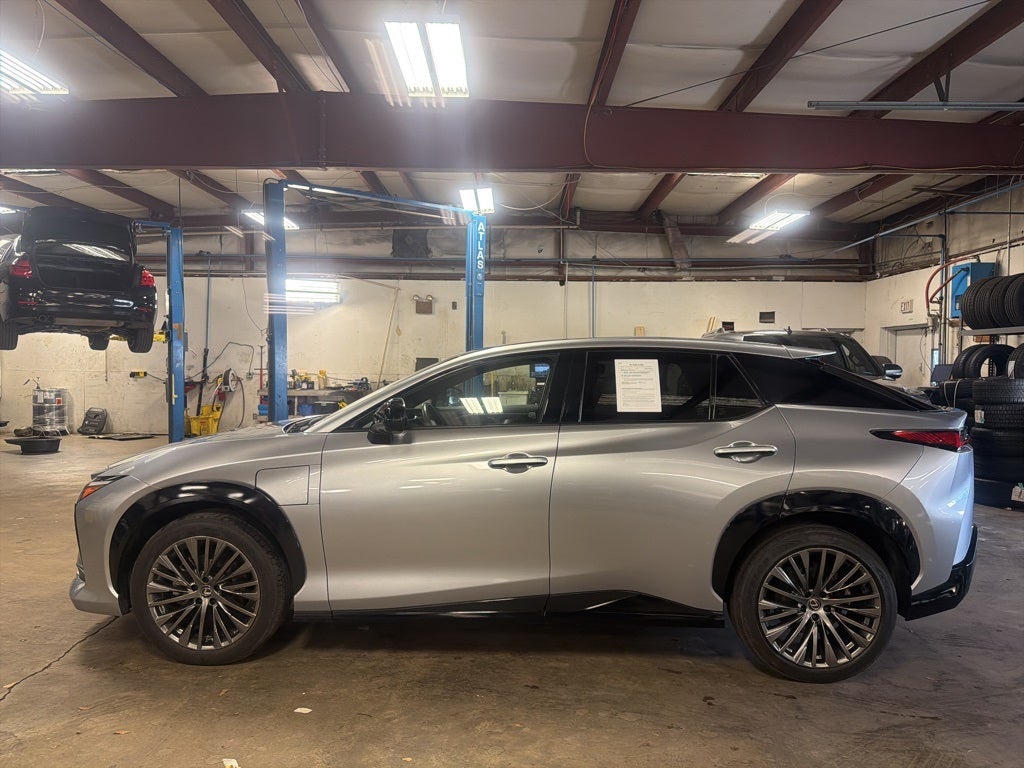 2023 Lexus RZ RZ 450e Luxury