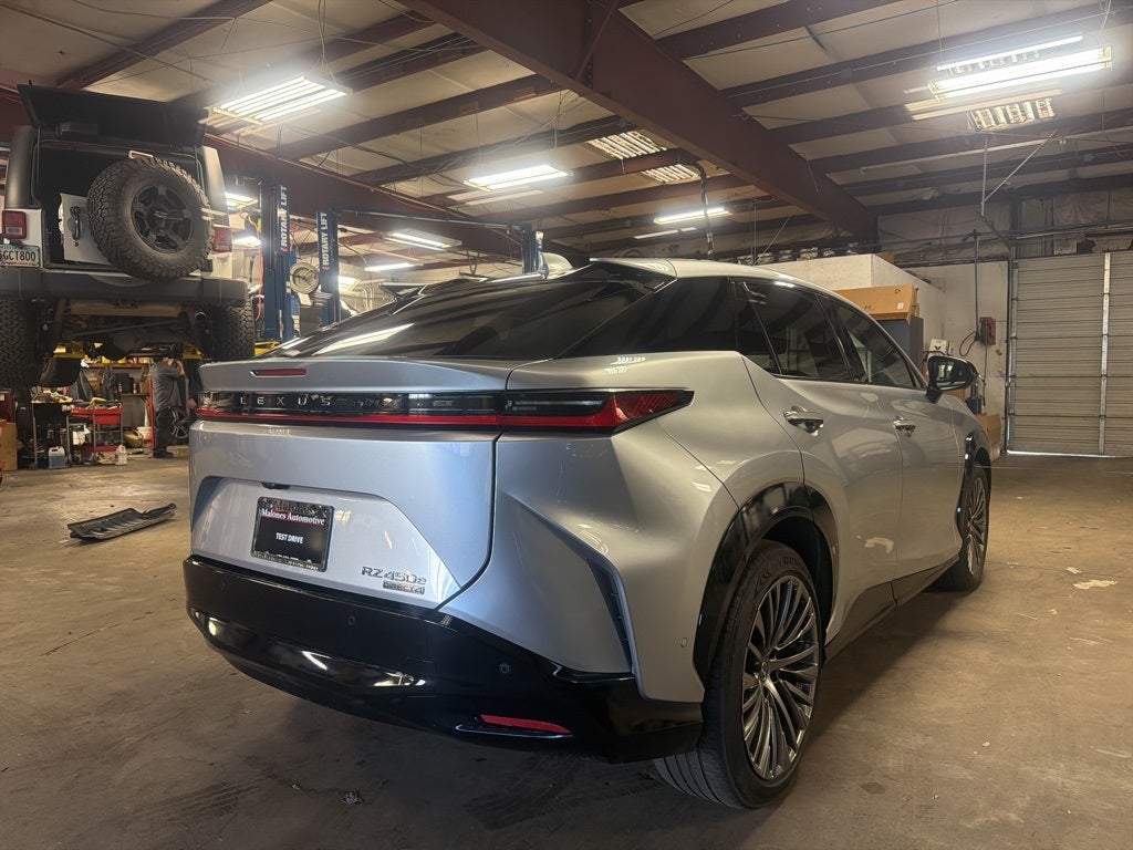 2023 Lexus RZ RZ 450e Luxury