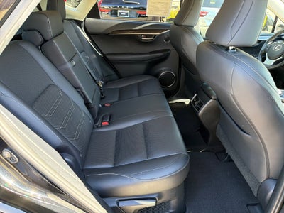 2015 Lexus NX 300h SE * 18 LUX NAV VS