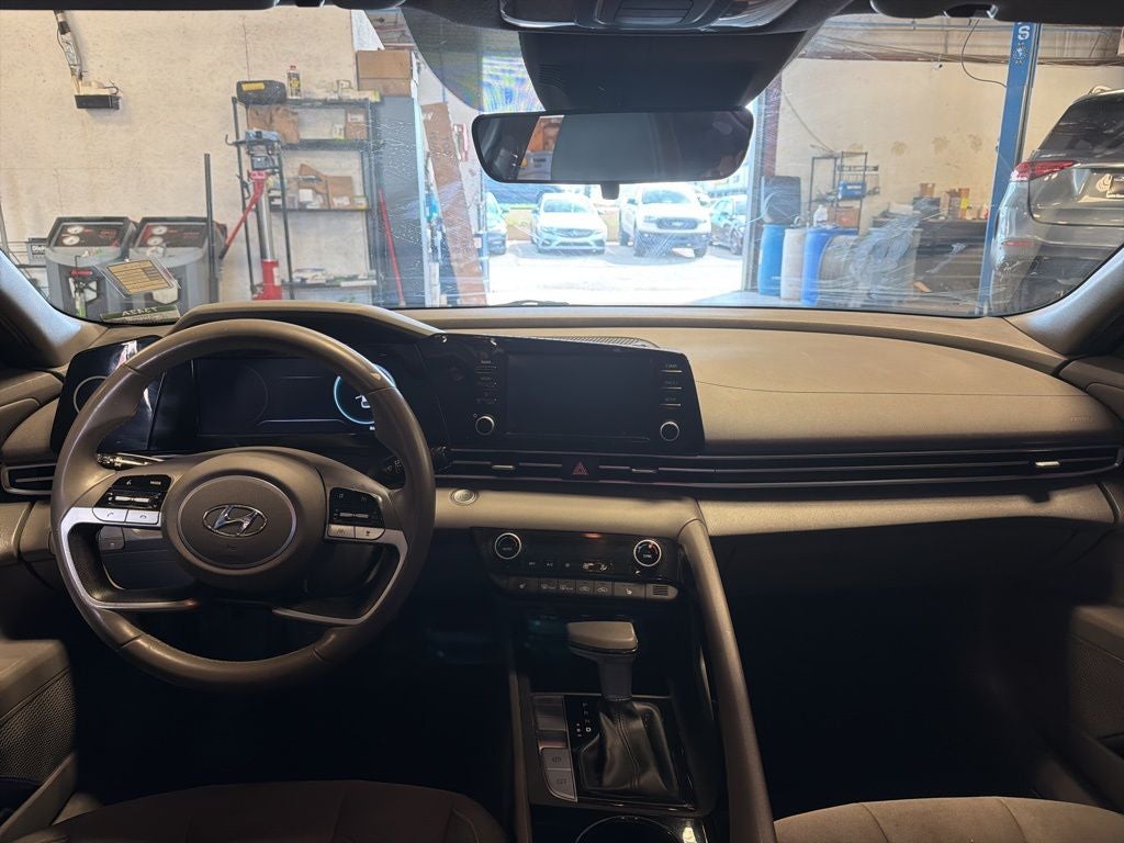 2022 Hyundai Elantra SEL