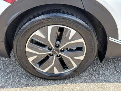 2022 Kia EV6 Light NE 19 HK AC