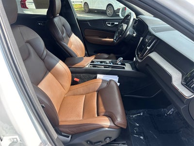 2019 Volvo XC60 Hybrid Inscription