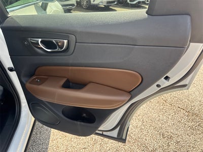 2019 Volvo XC60 Hybrid Inscription