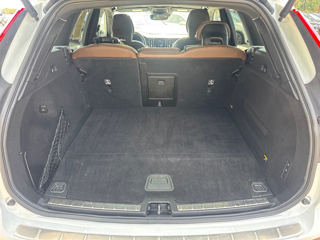 2019 Volvo XC60 Hybrid Inscription