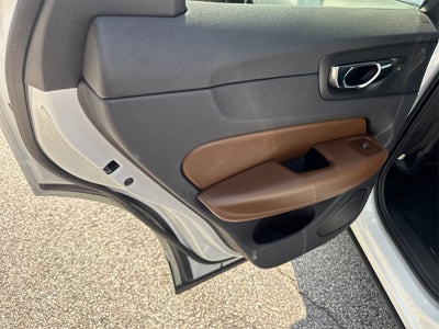 2019 Volvo XC60 Hybrid Inscription