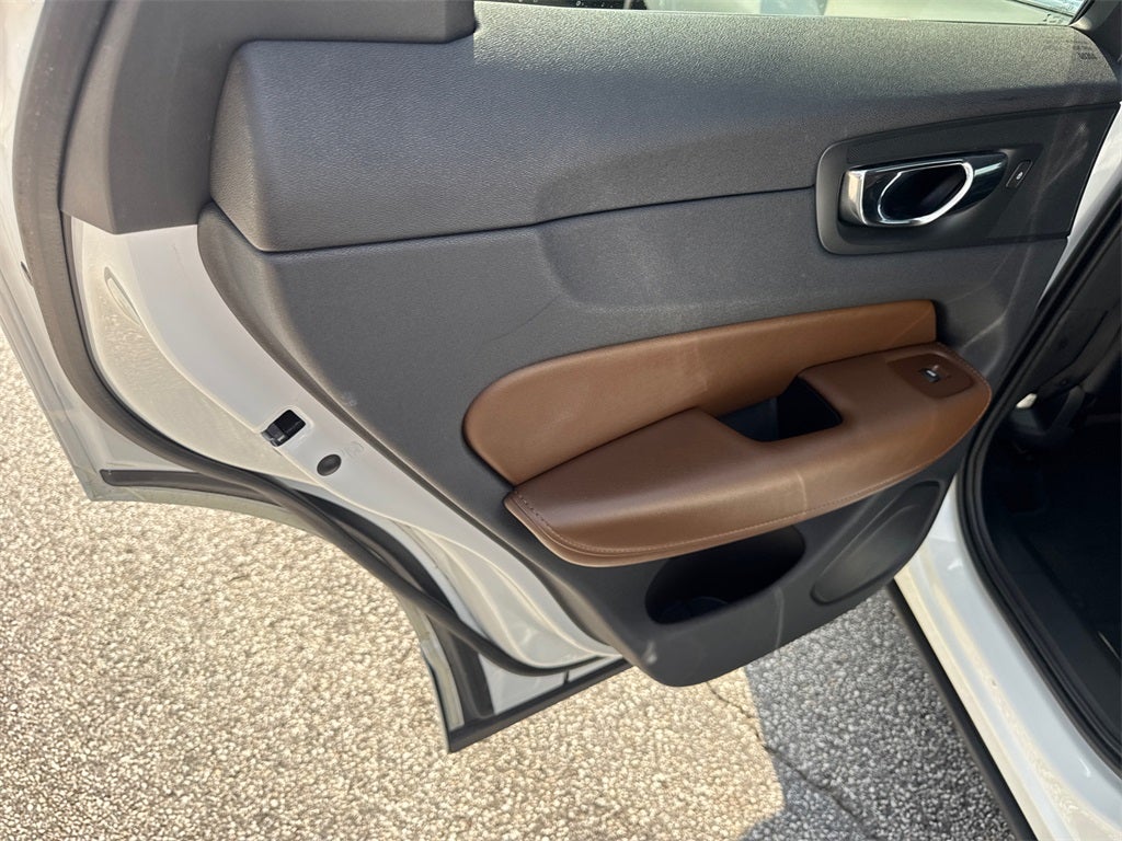 2019 Volvo XC60 Hybrid Inscription