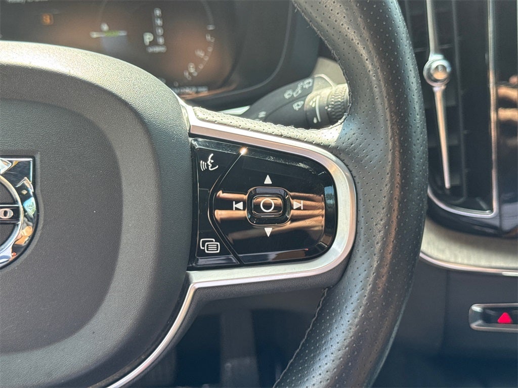 2019 Volvo XC60 Hybrid Inscription