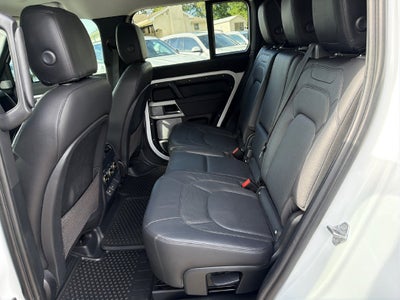 2023 Land Rover Defender 130 S SE 19 TH AC