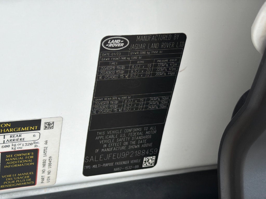 2023 Land Rover Defender 130 S SE 19 TH AC