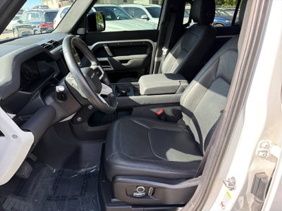 2023 Land Rover Defender 130 S SE 19 TH AC