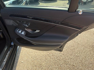 2020 Mercedes-Benz S-Class S 560 SE 20 AMG® DT PANO HU SV VS AC