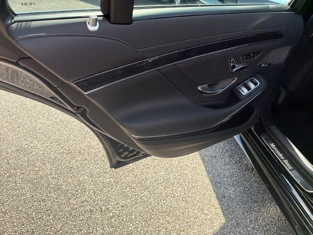 2020 Mercedes-Benz S-Class S 560 SE 20 AMG® DT PANO HU SV VS AC