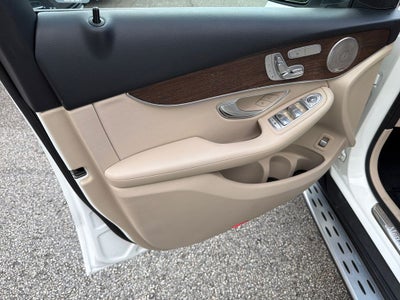 2021 Mercedes-Benz GLC GLC 300