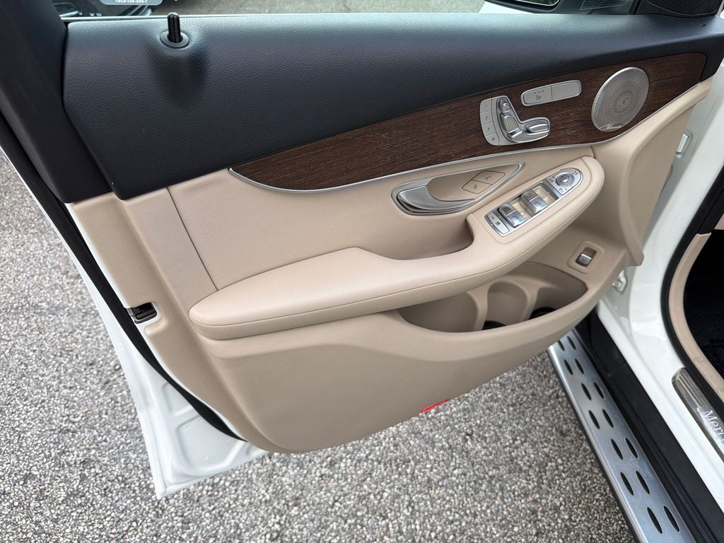 2021 Mercedes-Benz GLC GLC 300