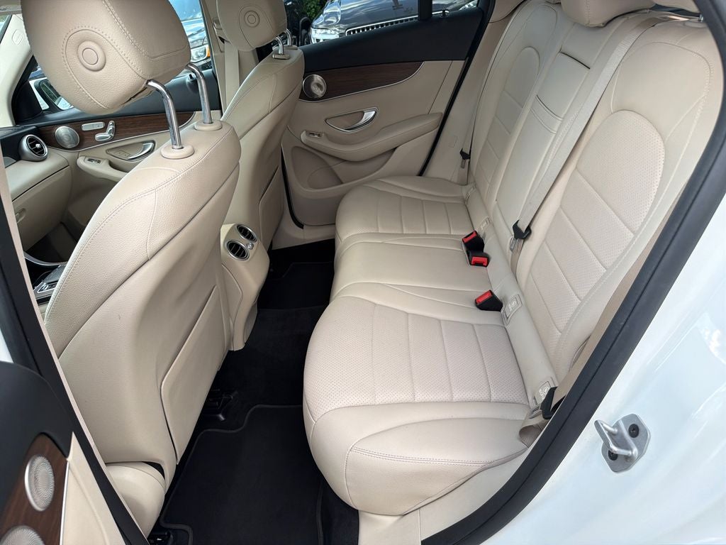 2021 Mercedes-Benz GLC GLC 300