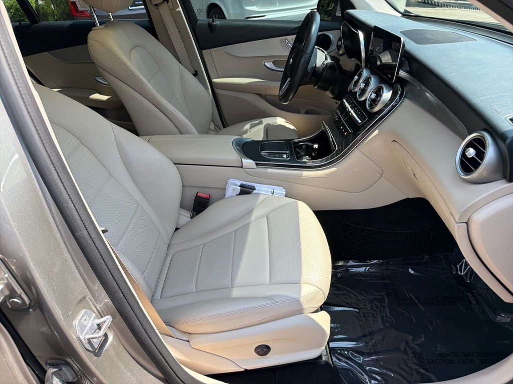 2020 Mercedes-Benz GLC GLC 300