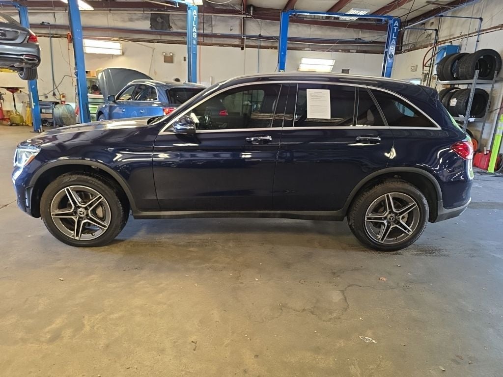 2021 Mercedes-Benz GLC GLC 300