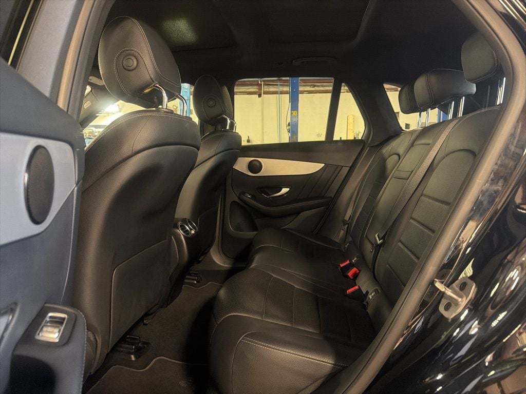 2022 Mercedes-Benz GLC GLC 300