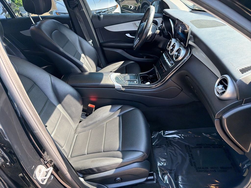 2022 Mercedes-Benz GLC GLC 300