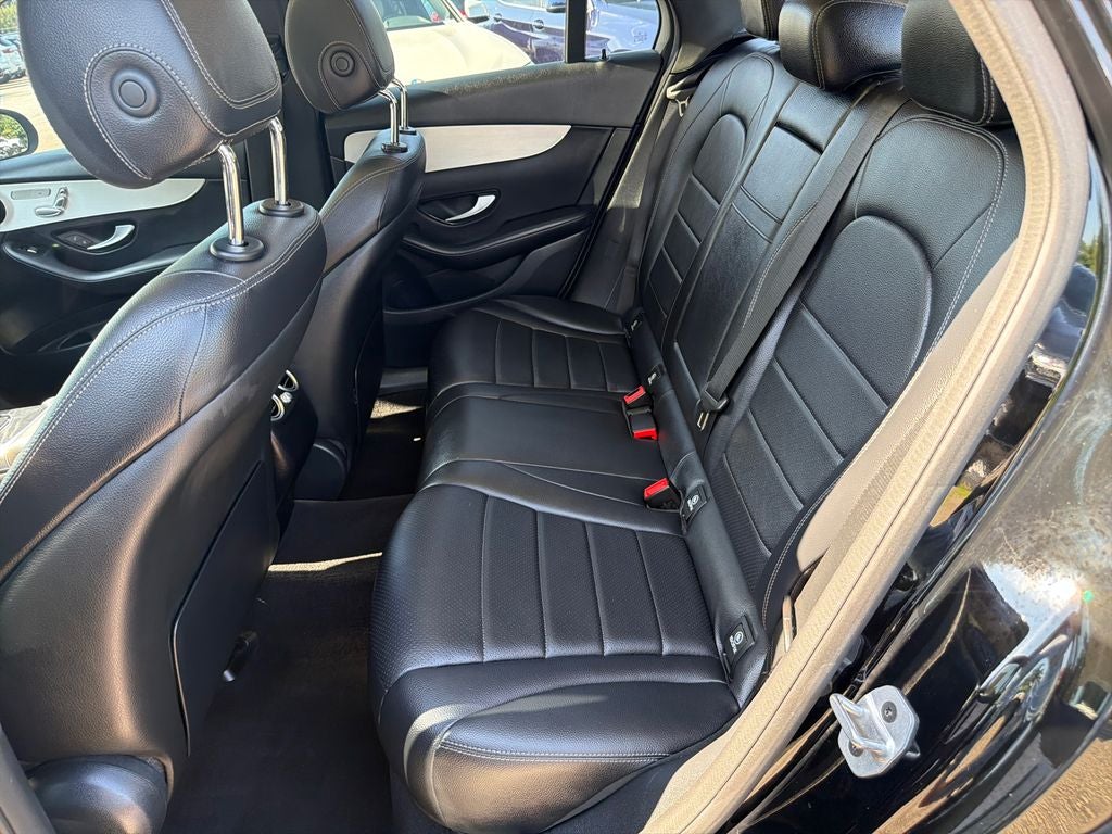 2022 Mercedes-Benz GLC GLC 300