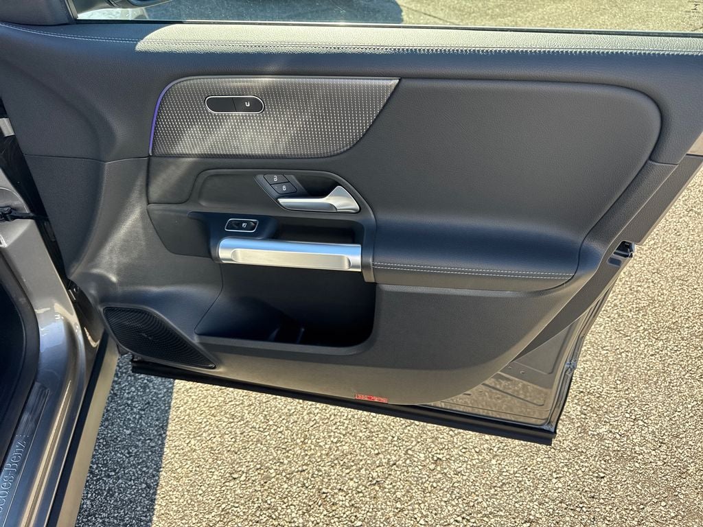 2022 Mercedes-Benz EQB EQB 350