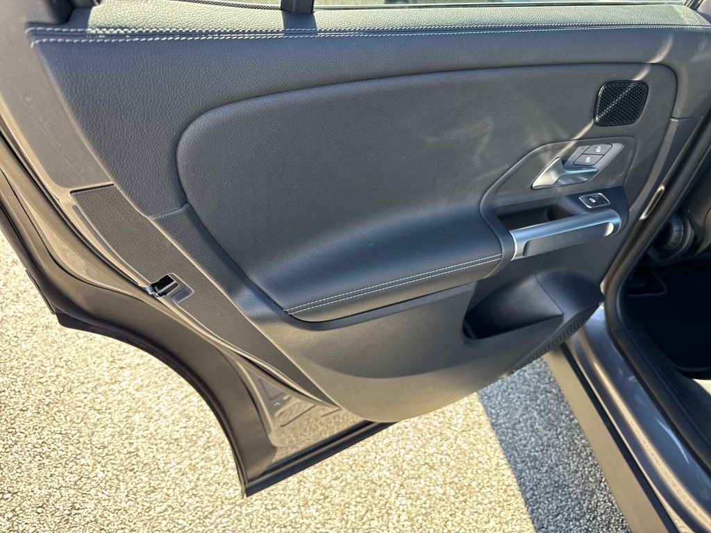 2022 Mercedes-Benz EQB EQB 350