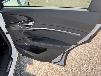 2022 Audi e-tron Premium