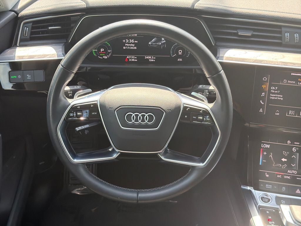 2022 Audi e-tron Premium