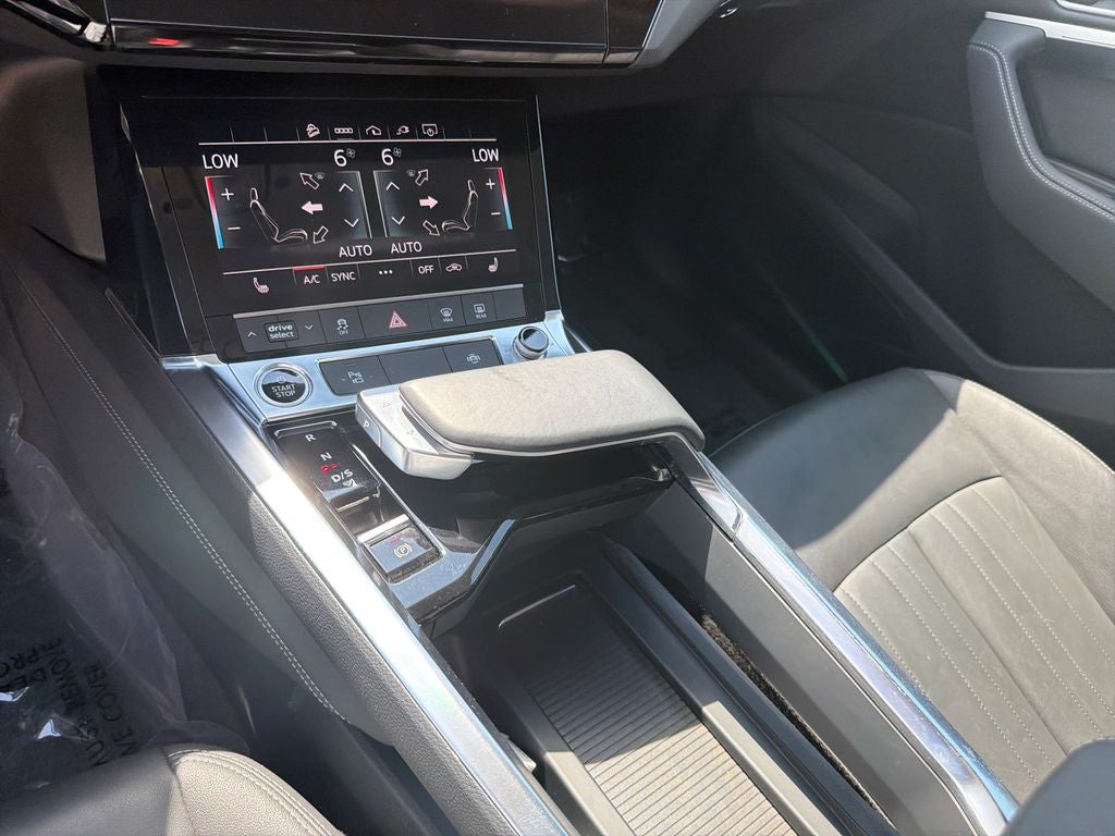 2022 Audi e-tron Premium