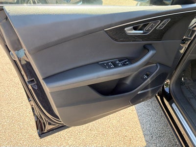 2019 Audi Q8 Premium Plus