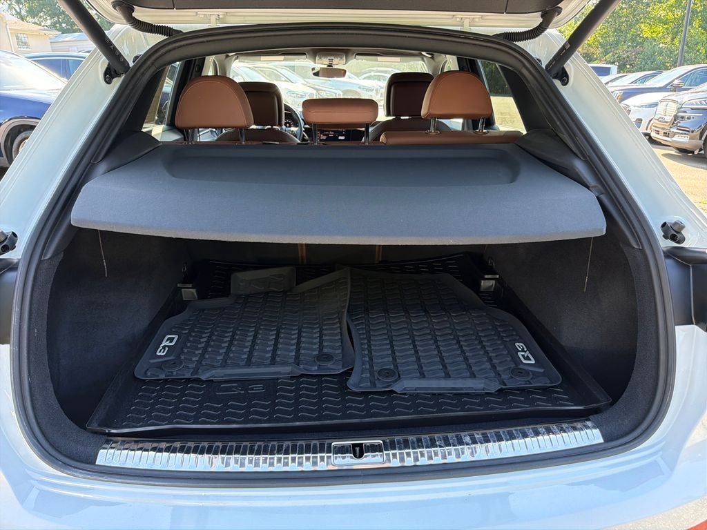 2021 Audi Q3 S line Premium