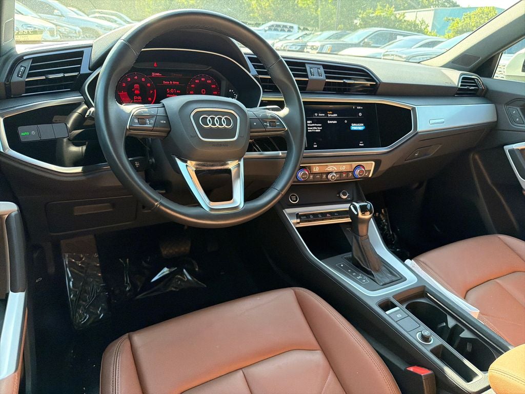 2021 Audi Q3 S line Premium
