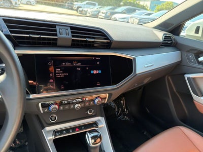 2021 Audi Q3 S line Premium