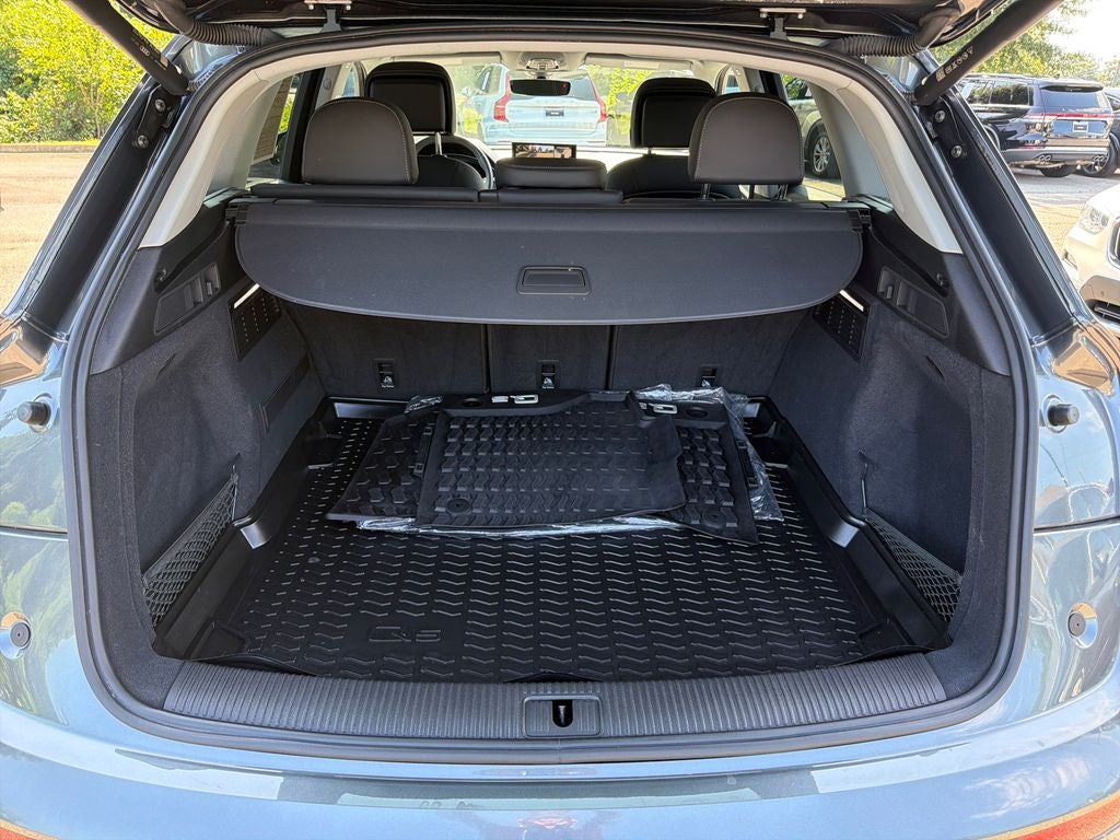 2023 Audi Q5 S line Premium Plus