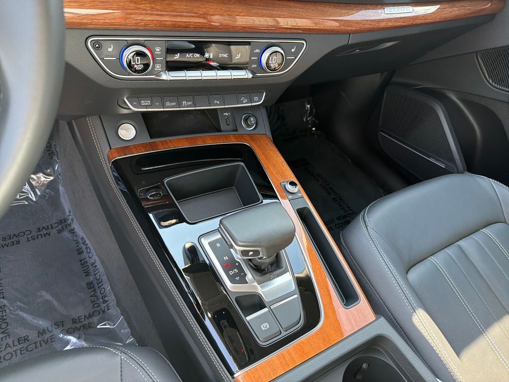 2023 Audi Q5 S line Premium Plus