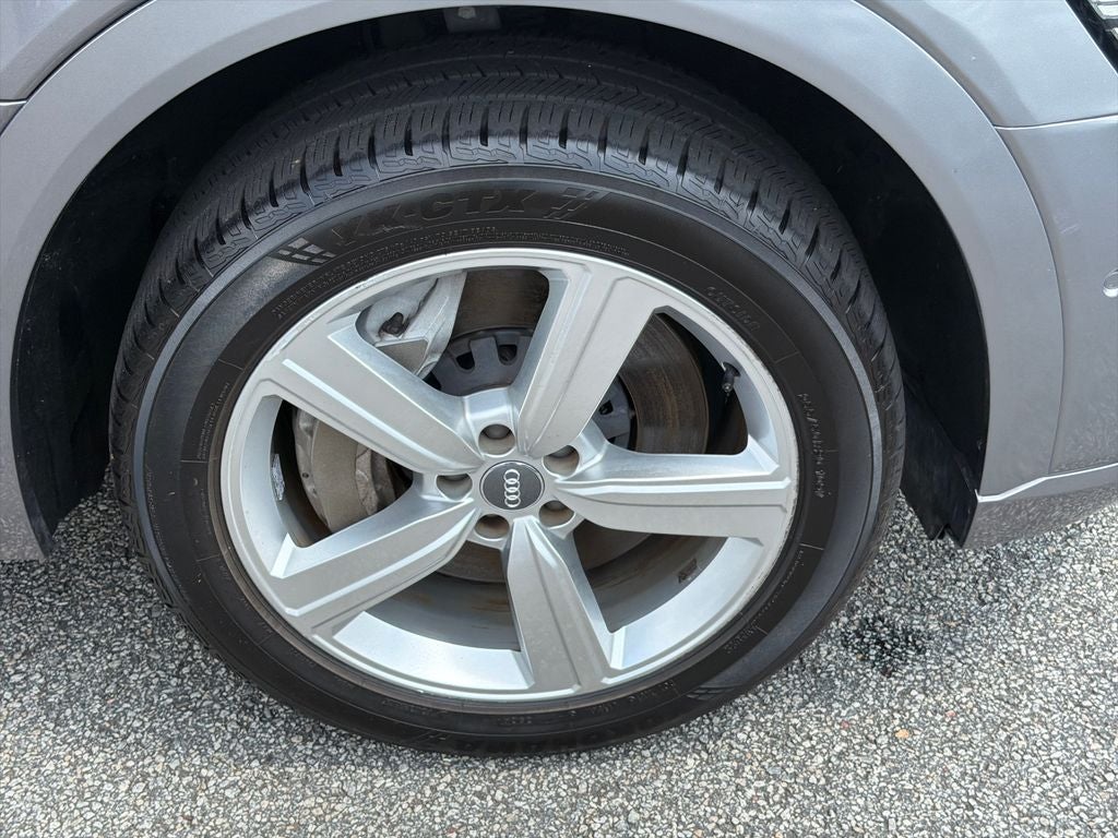 2019 Audi e-tron Premium Plus