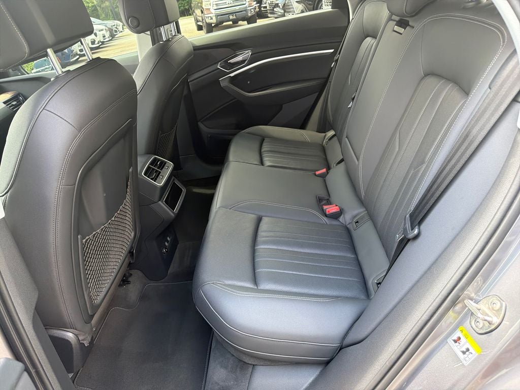 2019 Audi e-tron Premium Plus