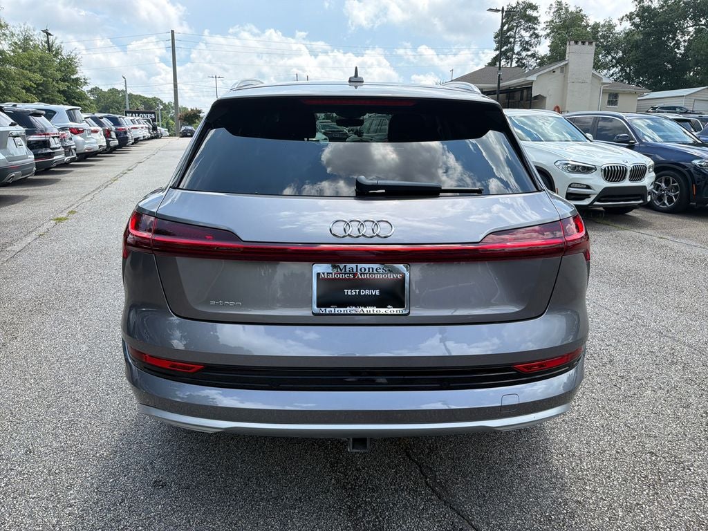2019 Audi e-tron Premium Plus