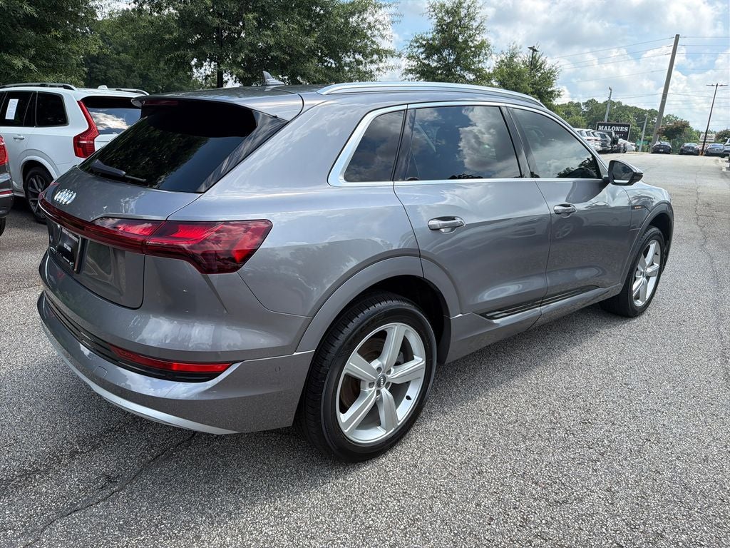 2019 Audi e-tron Premium Plus