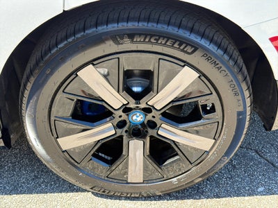 2023 BMW iX xDrive50 SE * 21 SPT SV