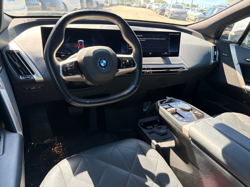 2023 BMW iX xDrive50 SE * 21 SPT SV