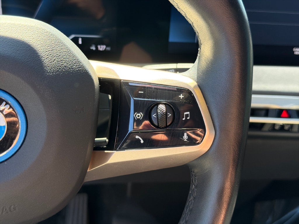 2023 BMW iX xDrive50 SE * 21 SPT SV