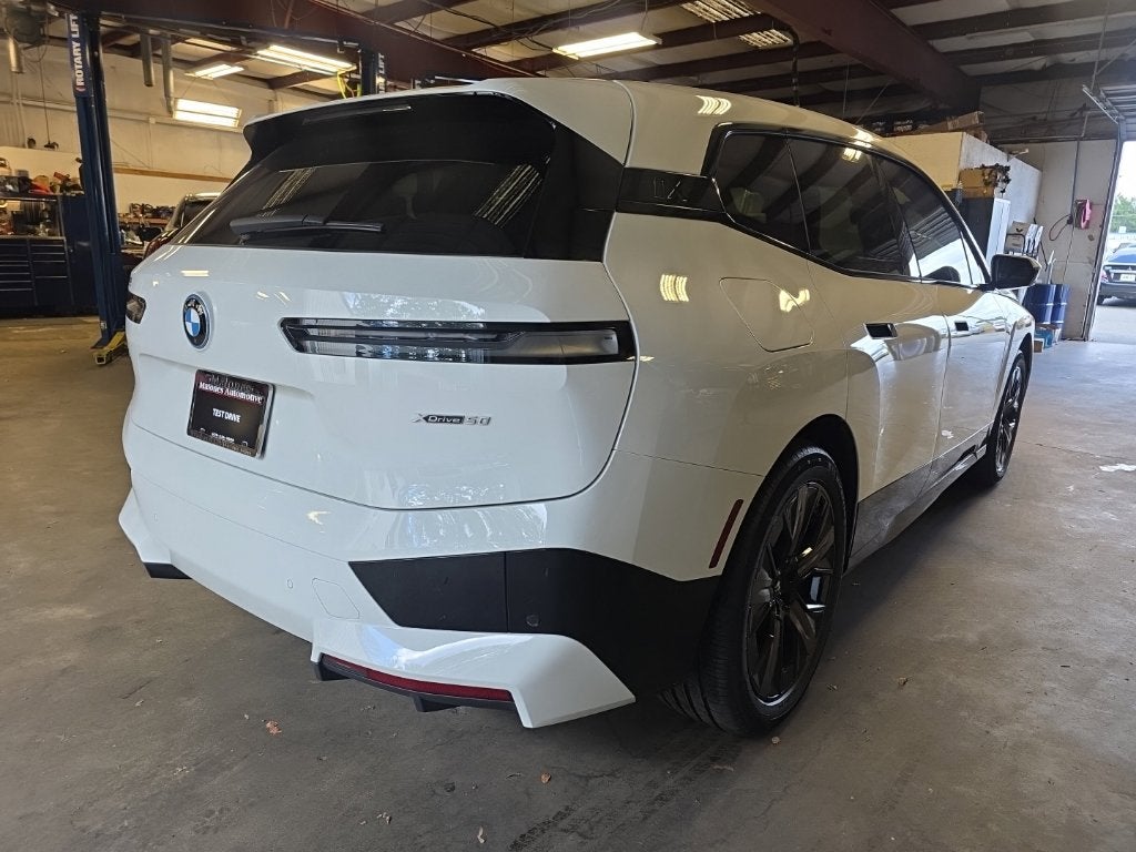 2023 BMW iX xDrive50