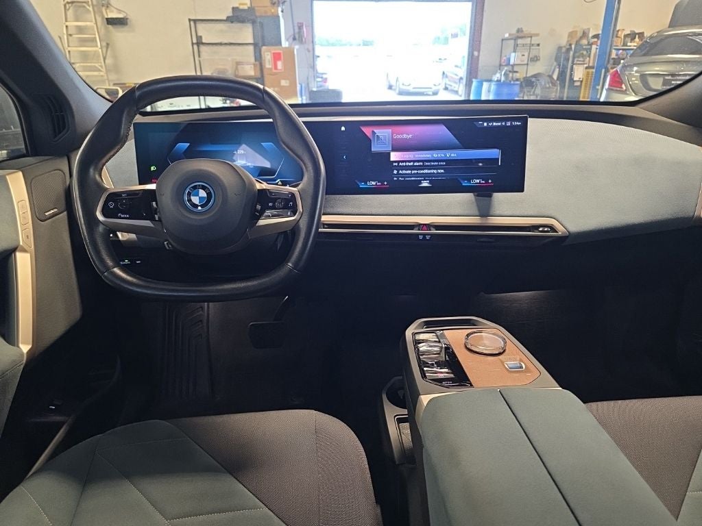 2023 BMW iX xDrive50