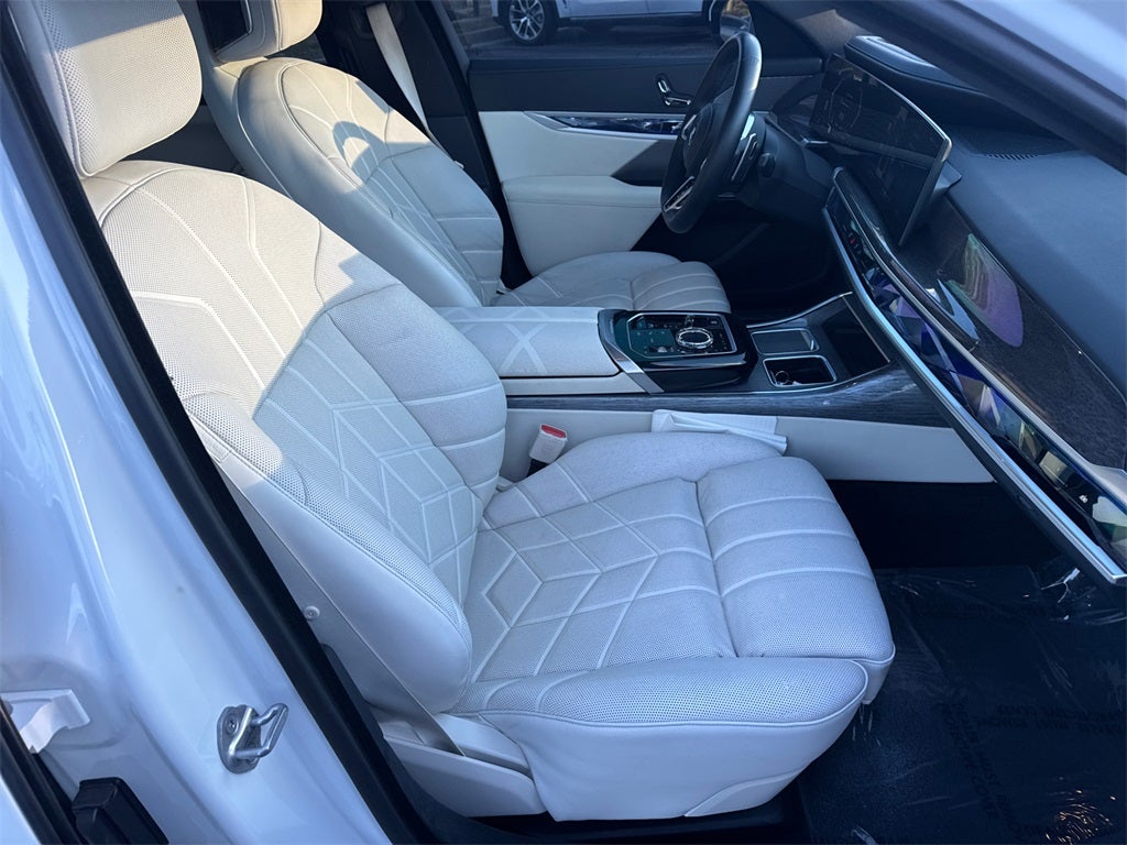 2023 BMW 7 Series 760i xDrive