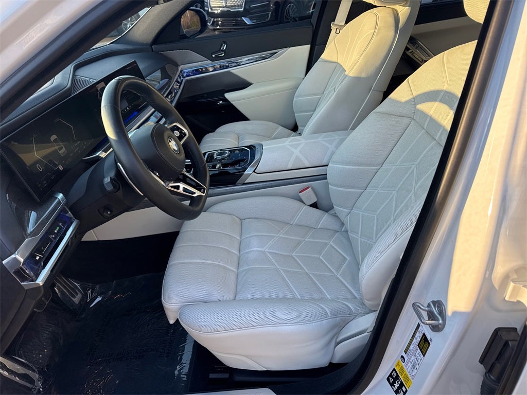 2023 BMW 7 Series 760i xDrive