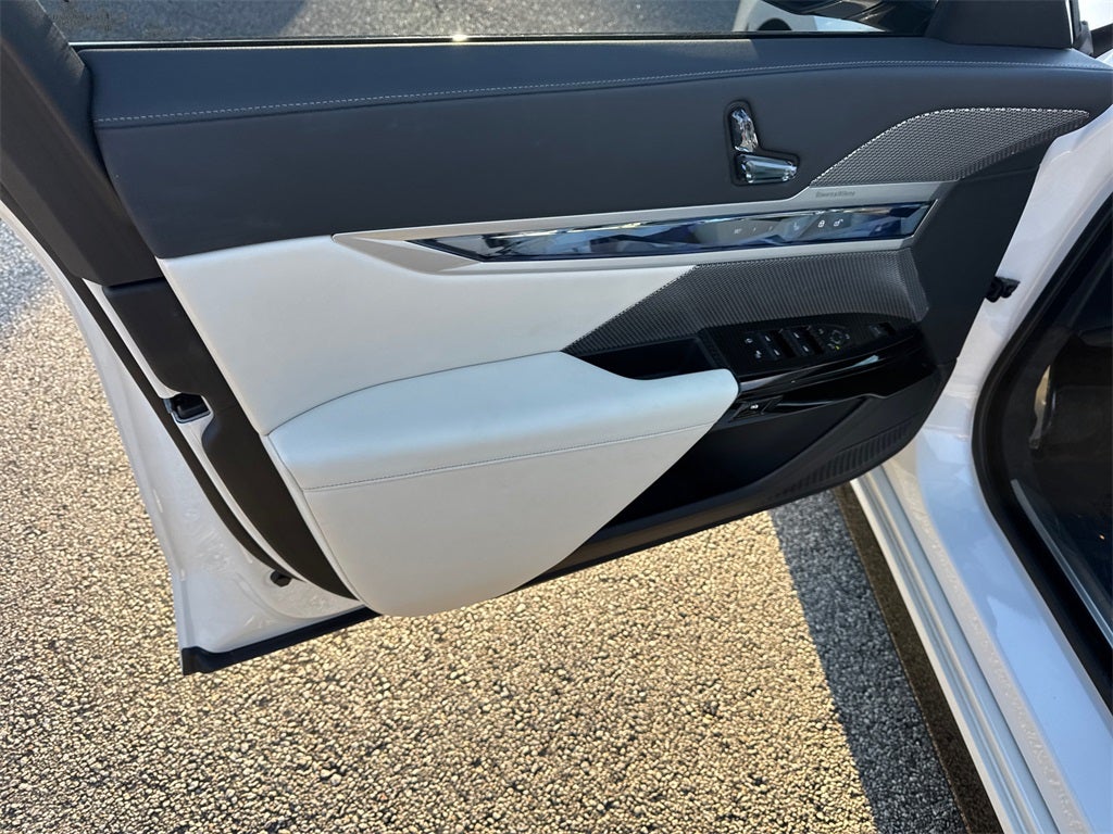 2023 BMW 7 Series 760i xDrive